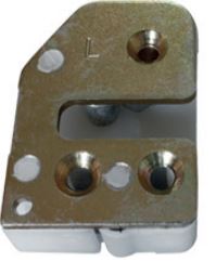 AYHAN PLASTIK A1402L — KAPI KİLİT KARŞILIĞI SOL ( RENAULT R9 R11 )