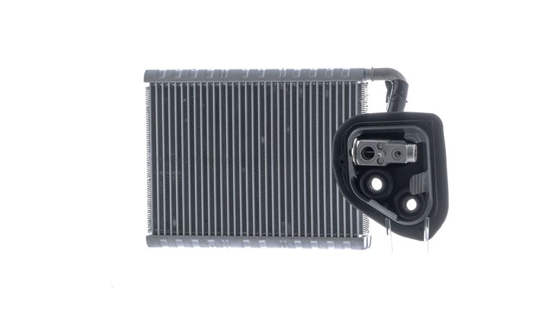 BEHR AE200000P — BMW G30-G11 EVAPORATÖR RADYATÖR 64119378108