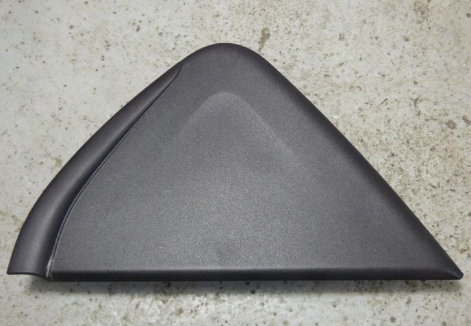 BİTAPART BPE309841 — ARKA KAPI UCGEN PLASTIK SAG PEUGEOT P301