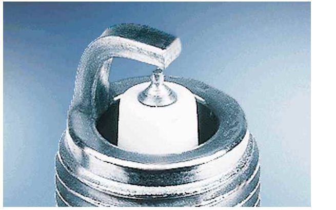 BOSCH 0242135510 — BUJİ REZ. YR7LPP332W PLATIN AUDI A3 3.2 V6 QUATRO 03-;VOLKSWAGEN PHAETHON 3.2 V6