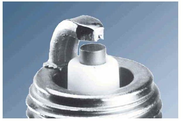 BOSCH 0242229779 — BUJİ SUPER PLUS WR8LC+ 0.7 MM BMW E30 320;325; E34 520;525;535;E24 635;E32 730;735
