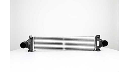 BSG 15535013 — TURBO RADYATORU FREELANDER 2 2.2 TD4 06-14