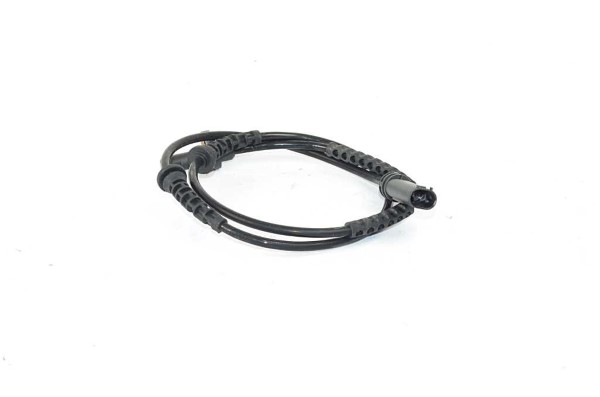 BSG 15840031 — ABS SENSÖRÜ ÖN F06-F07-F10-F11-F12-F13-F01-F02-F04 dx 10-17