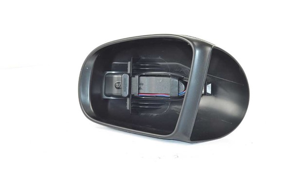 BSG 60915002 — AYNA KAPAĞI SOL AYNA SİNYALİ UZERINDE W163 01-05