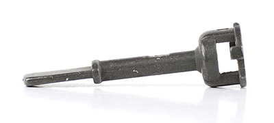 BSG 90975013 — KAPI KILIT LEVYESI PASSAT 97-00