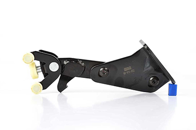BSG 90975022 — SURGULU KAPI MAKARASI ALT CADDY 04- SAG KAPI