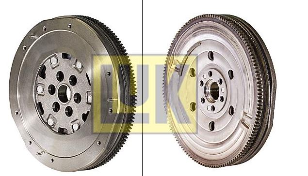 LUK 415057010 — VOLANT-(NISSAN JUKE 11/12 1.6 DIG-T 4WD )